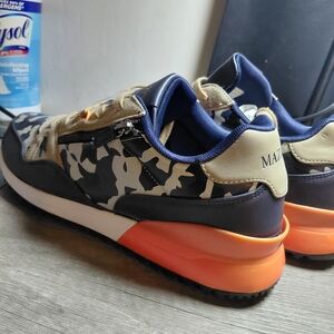 Men's Azure Sneakers with Tan Laces